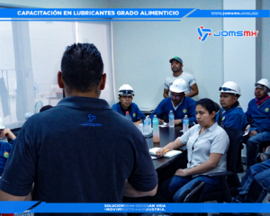 Capacitación práctica en Sunny Fields Food
